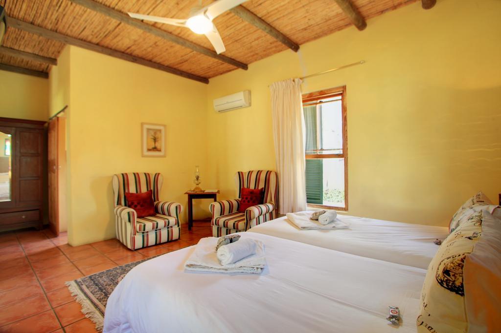 The Willow Historical Guest House Willowmore Zimmer foto